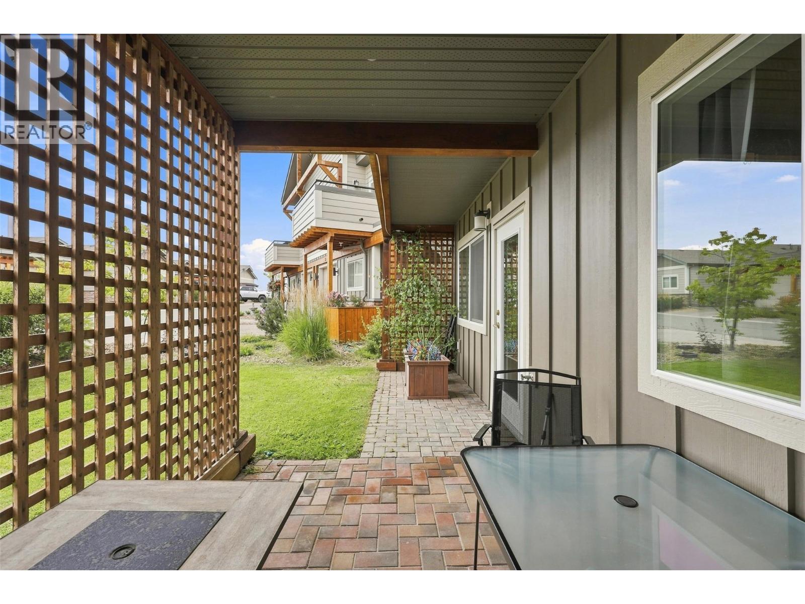 2200 LINFIELD Drive Unit# 32, Kamloops