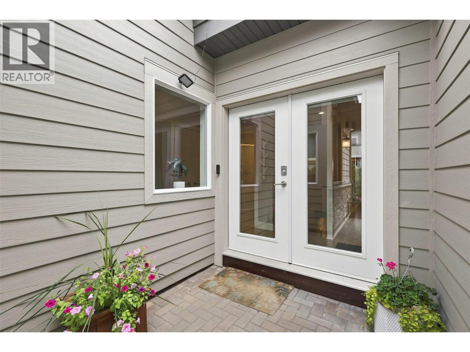 2200 LINFIELD Drive Unit# 32, Kamloops