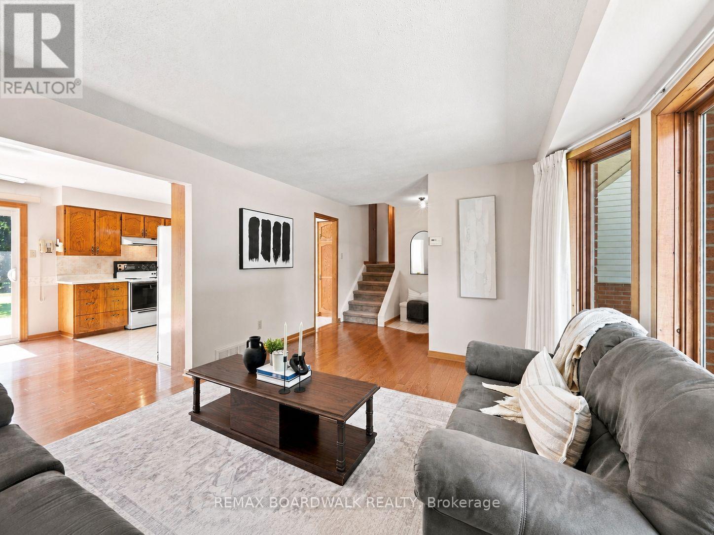21 MAITLAND STREET - Image 10