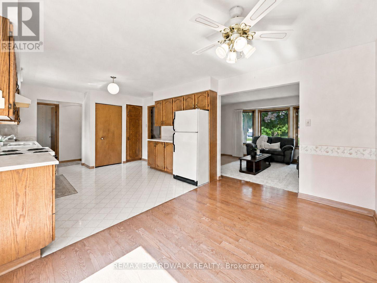 21 MAITLAND STREET - Image 11