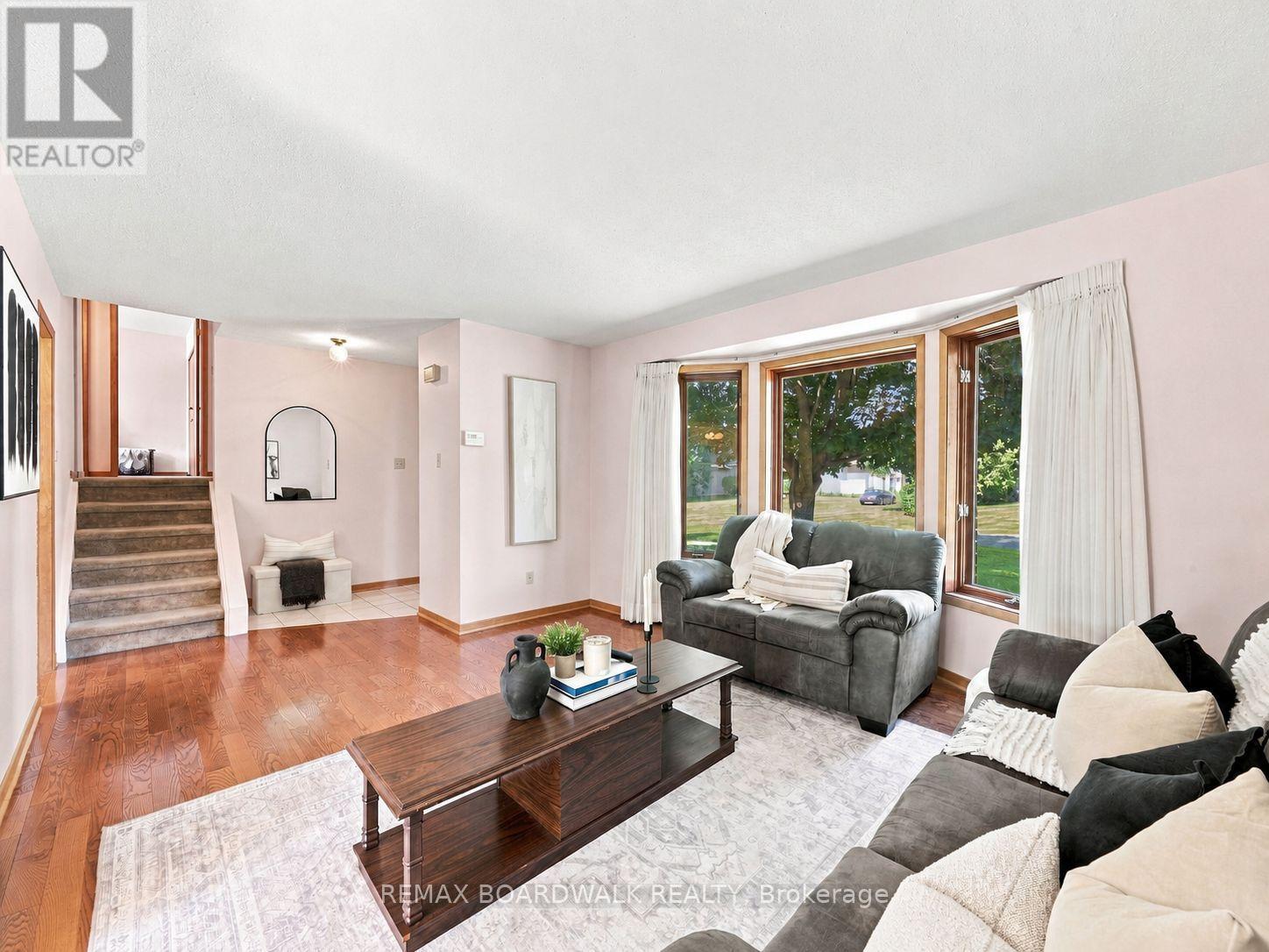 21 MAITLAND STREET - Image 9