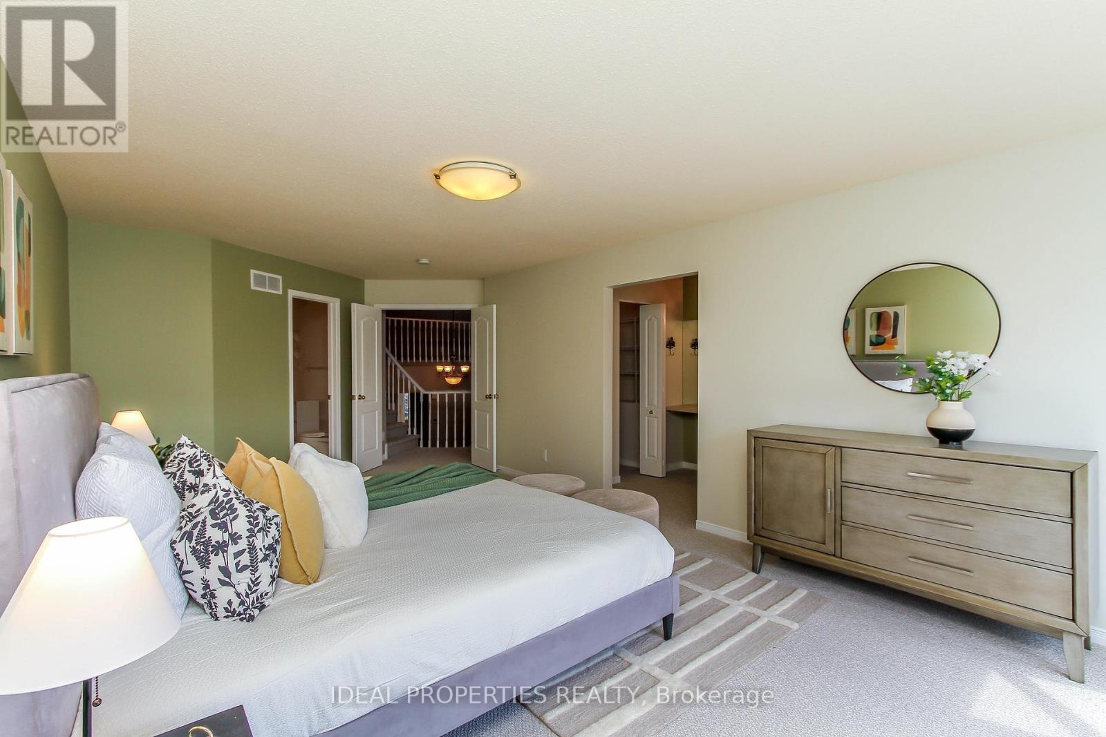 39 HUNTINGS END AVENUE - Image 24