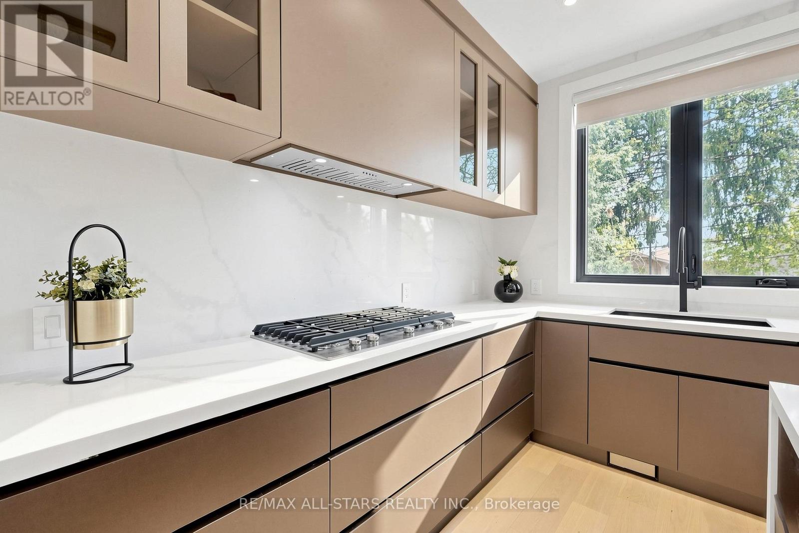 127 BANFF ROAD - 18