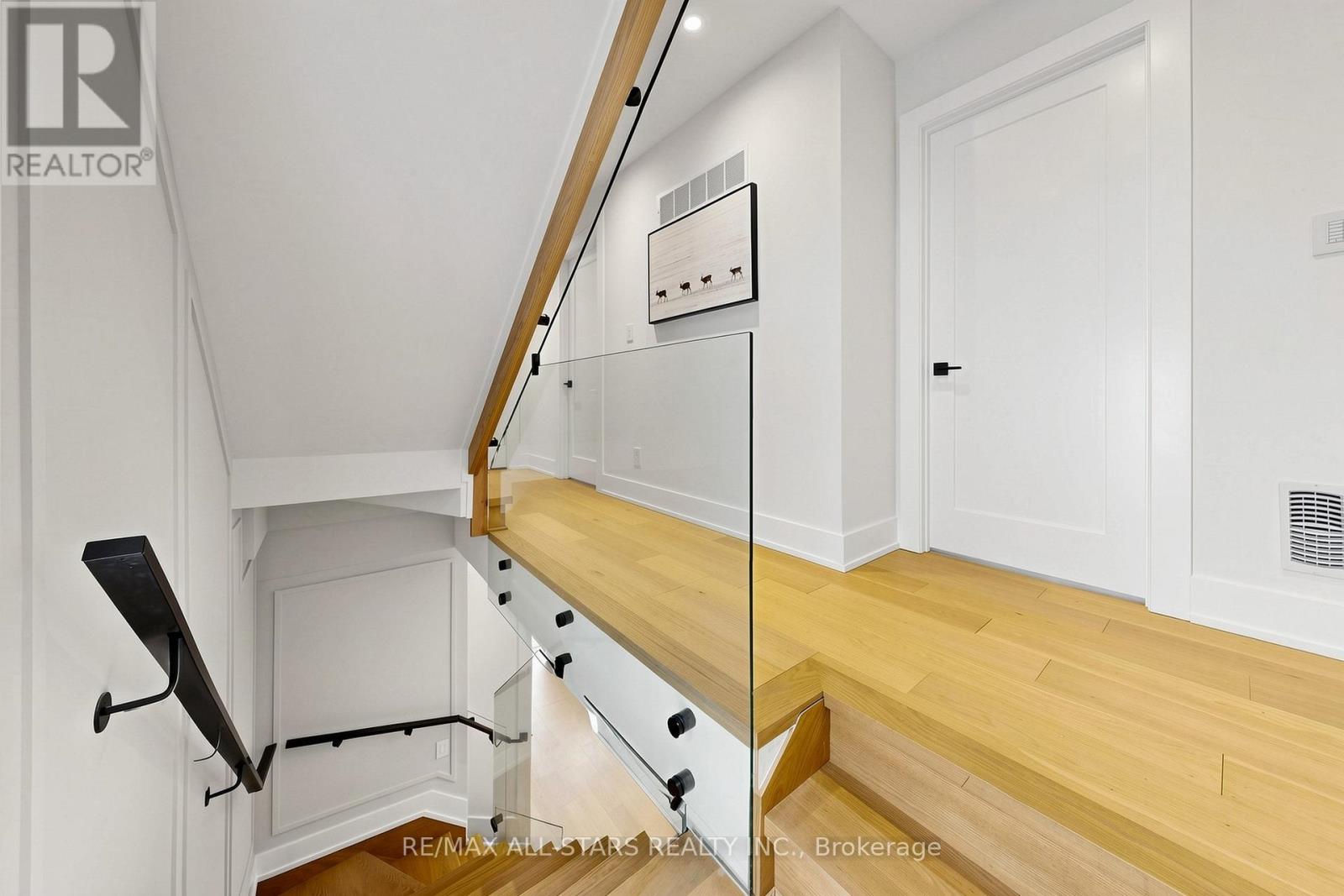 127 BANFF ROAD - 22