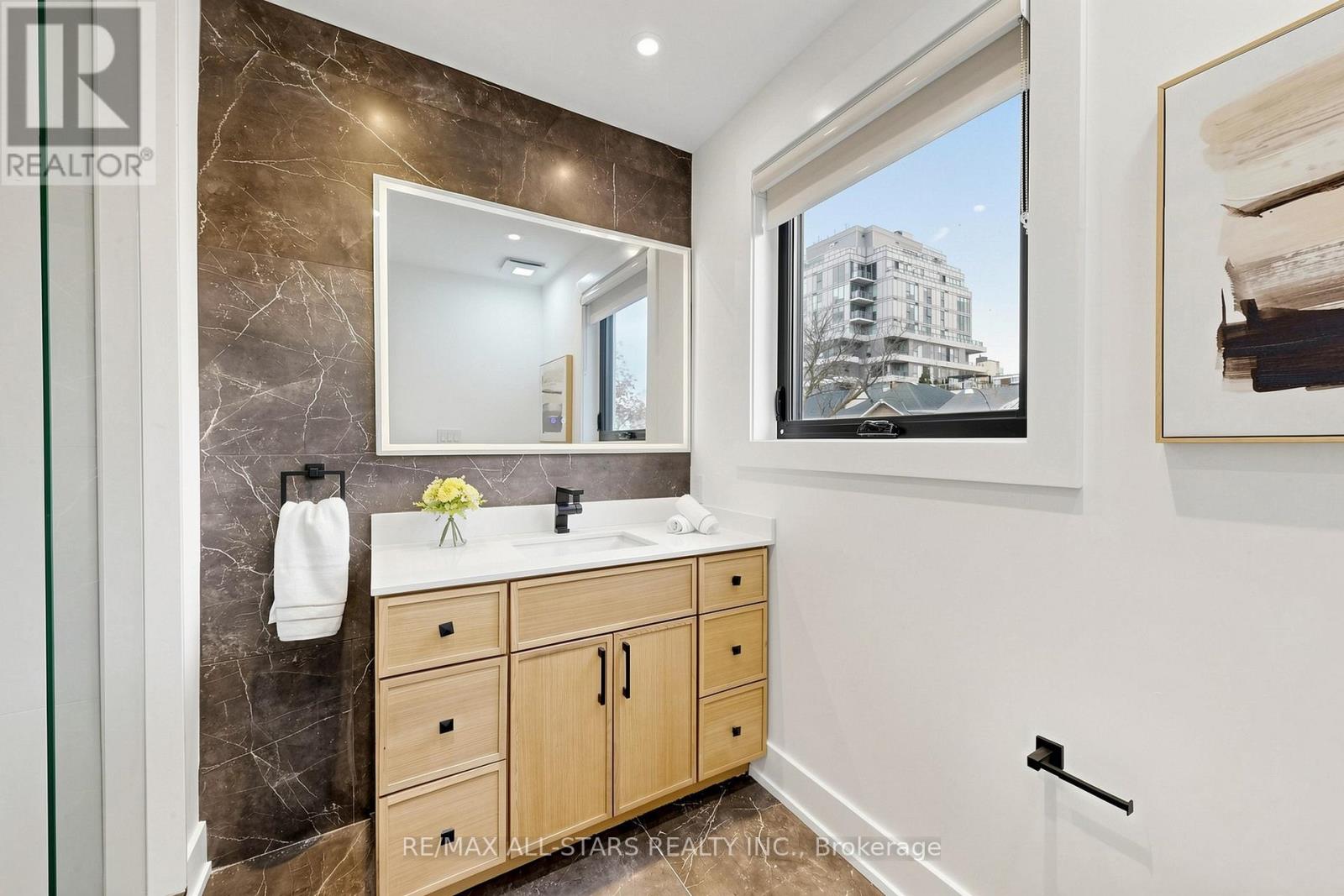127 BANFF ROAD - 32