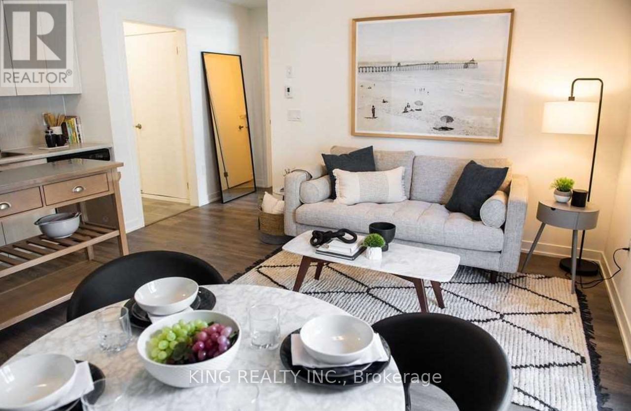 #411 1525 Kingston Road, Pickering (Town Centre), Ontario, L1V0E9, Pickering (Town Centre), Ontario — photo 4 of 5