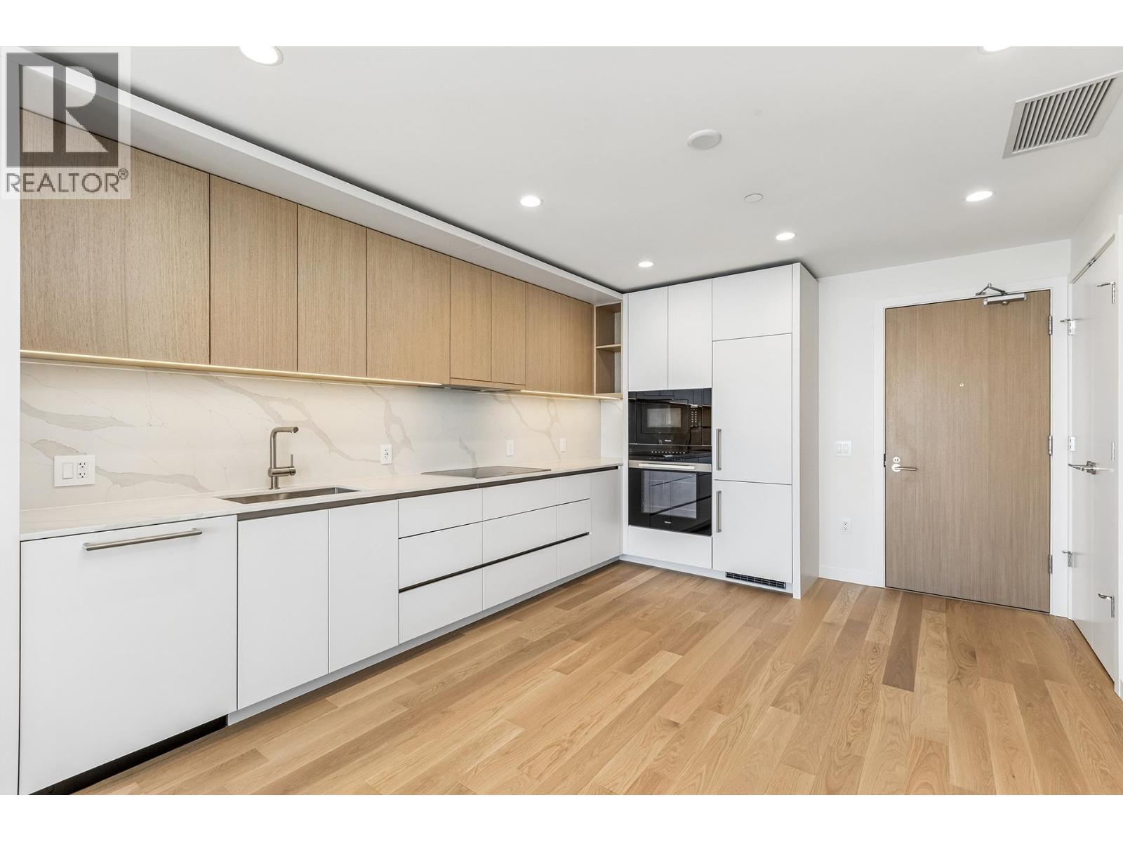 609 3963 UPLANDS WAY, West Vancouver