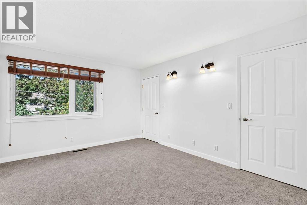 1220 73 Avenue SW - 21
