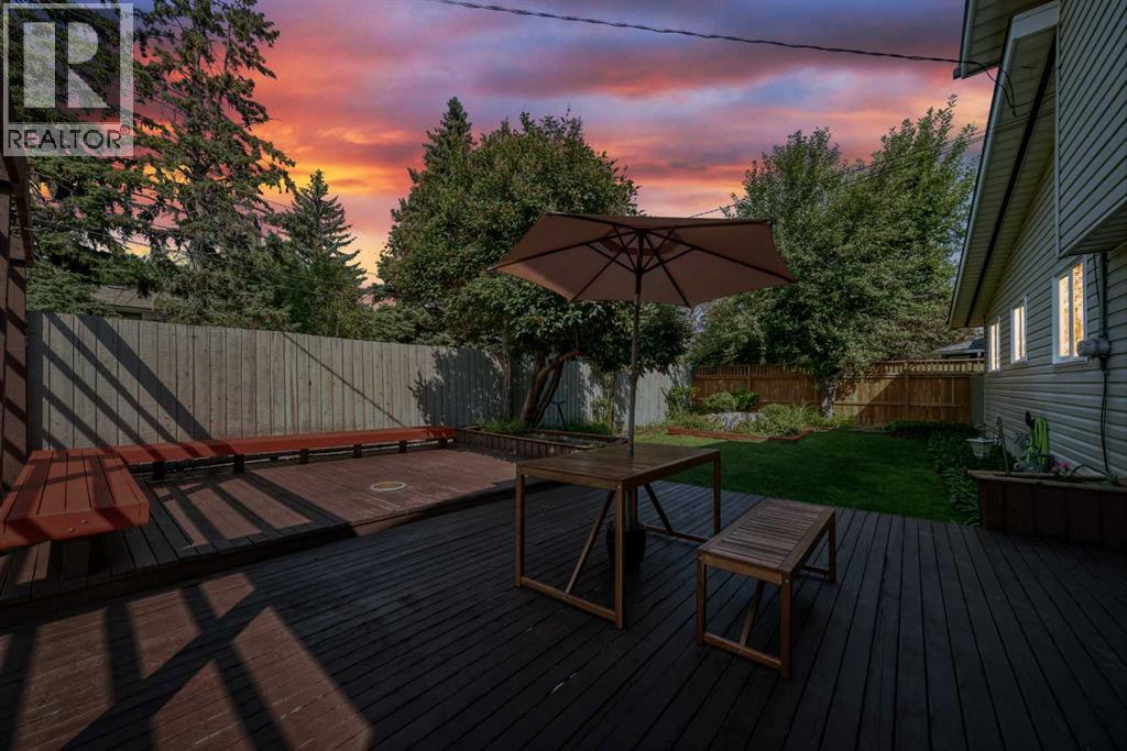 1220 73 Avenue SW - 31