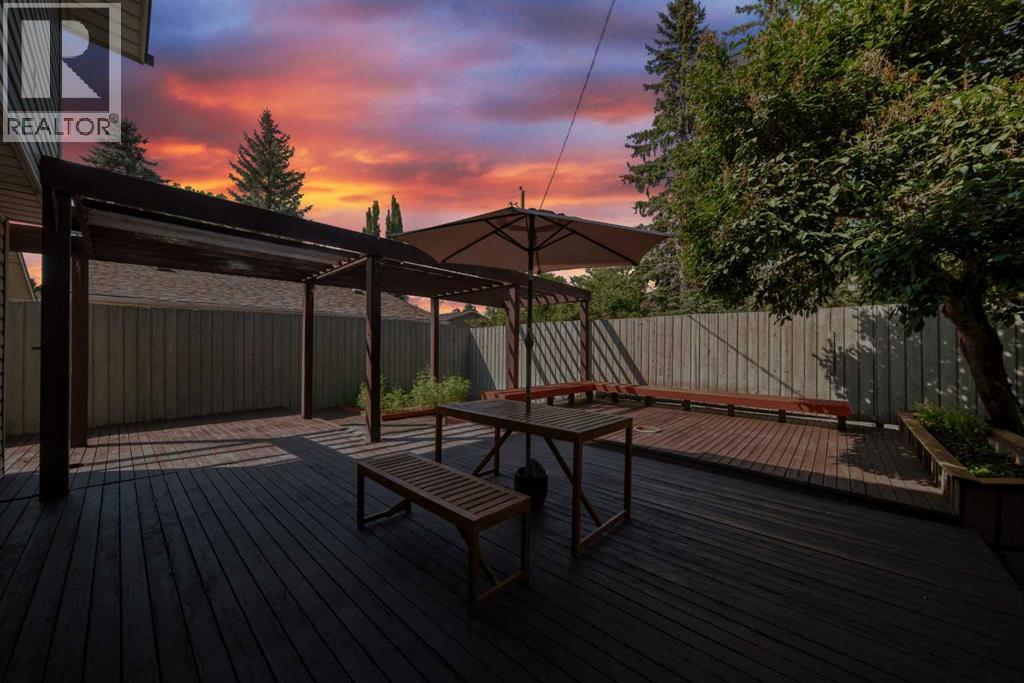 1220 73 Avenue SW - 32