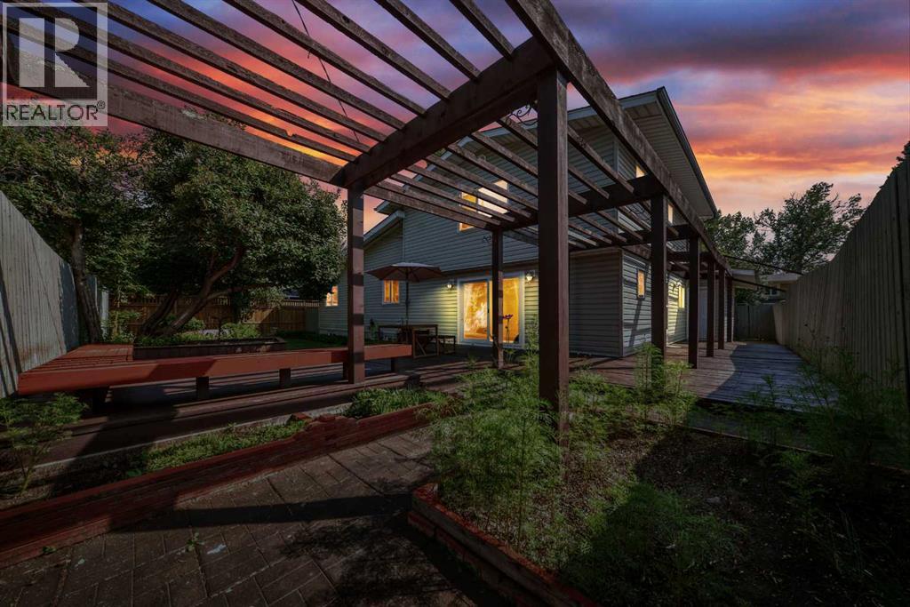 1220 73 Avenue SW - 33