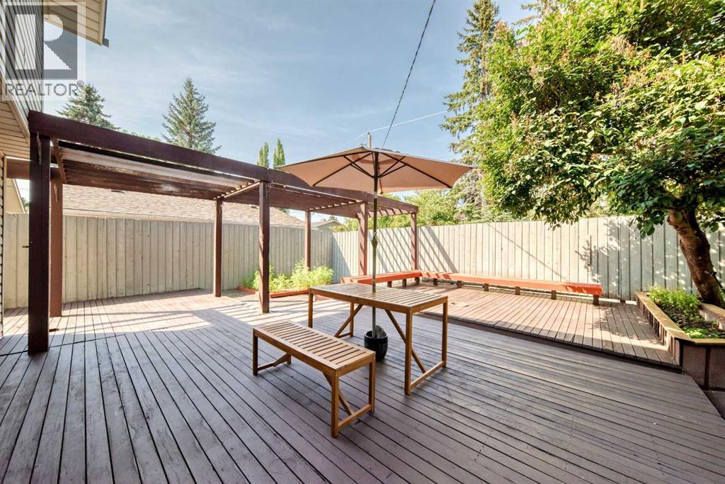 1220 73 Avenue SW - 42