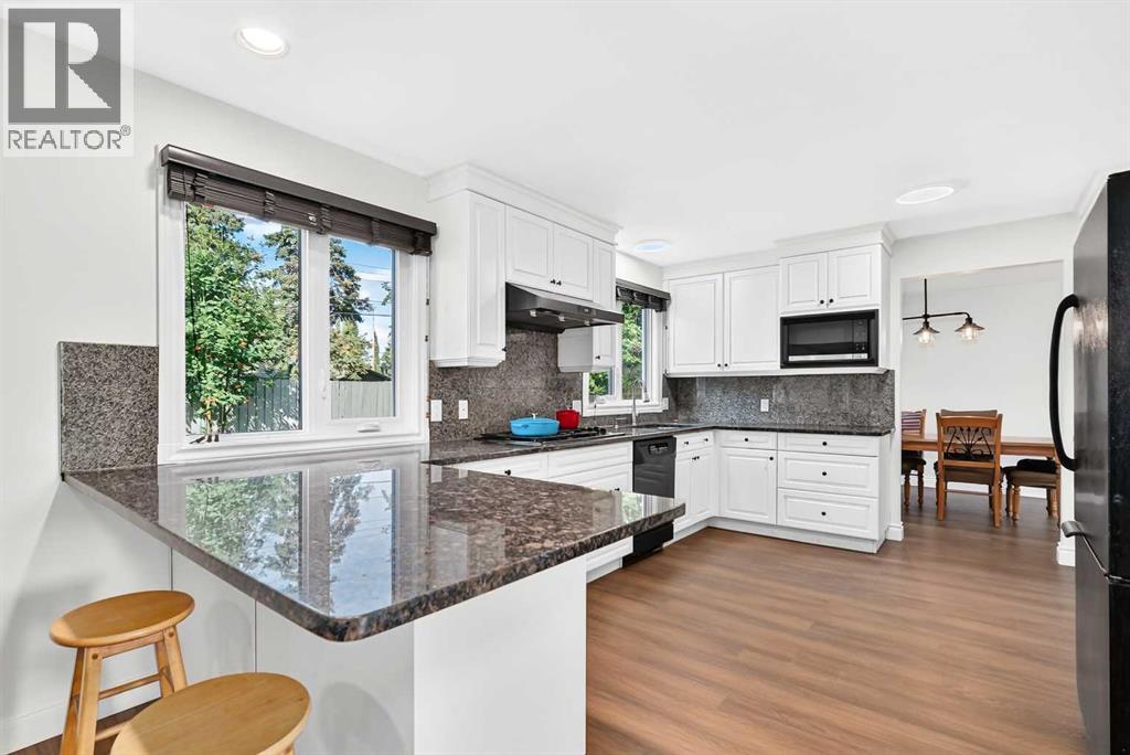 1220 73 Avenue SW - 6