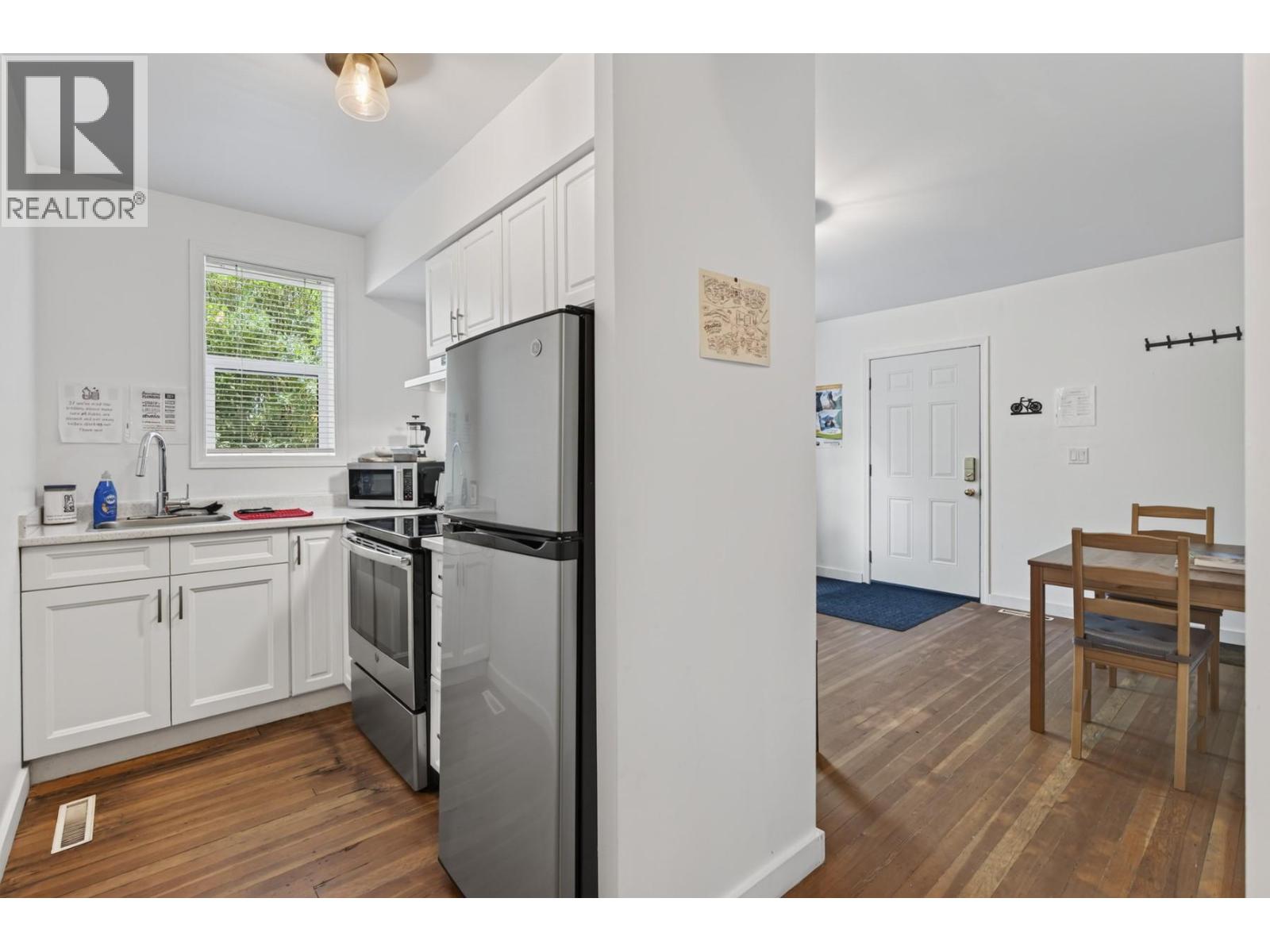 1411 CARIBOO  97 Highway, Clinton
