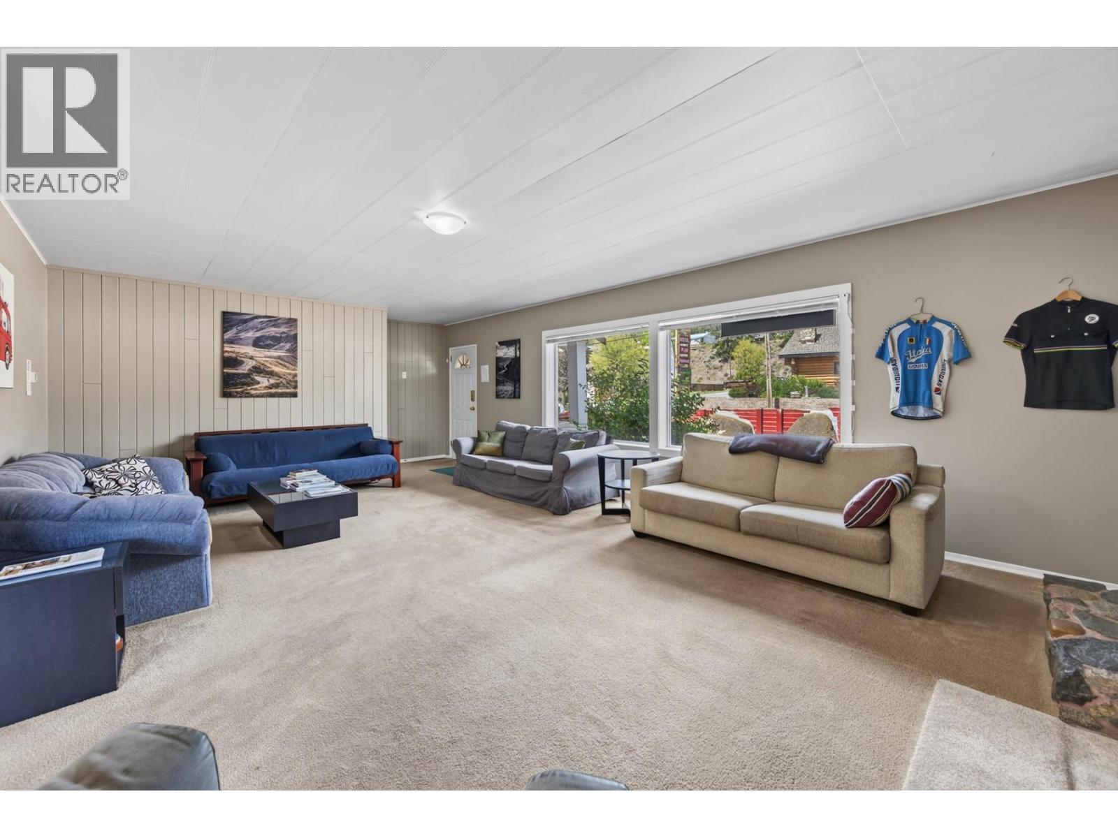 1411 CARIBOO  97 Highway, Clinton