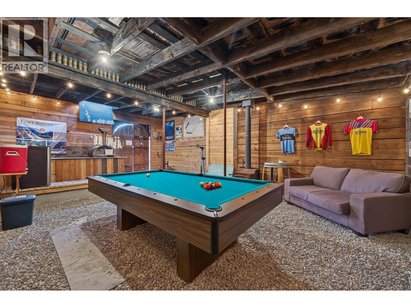 1411 CARIBOO  97 Highway, Clinton