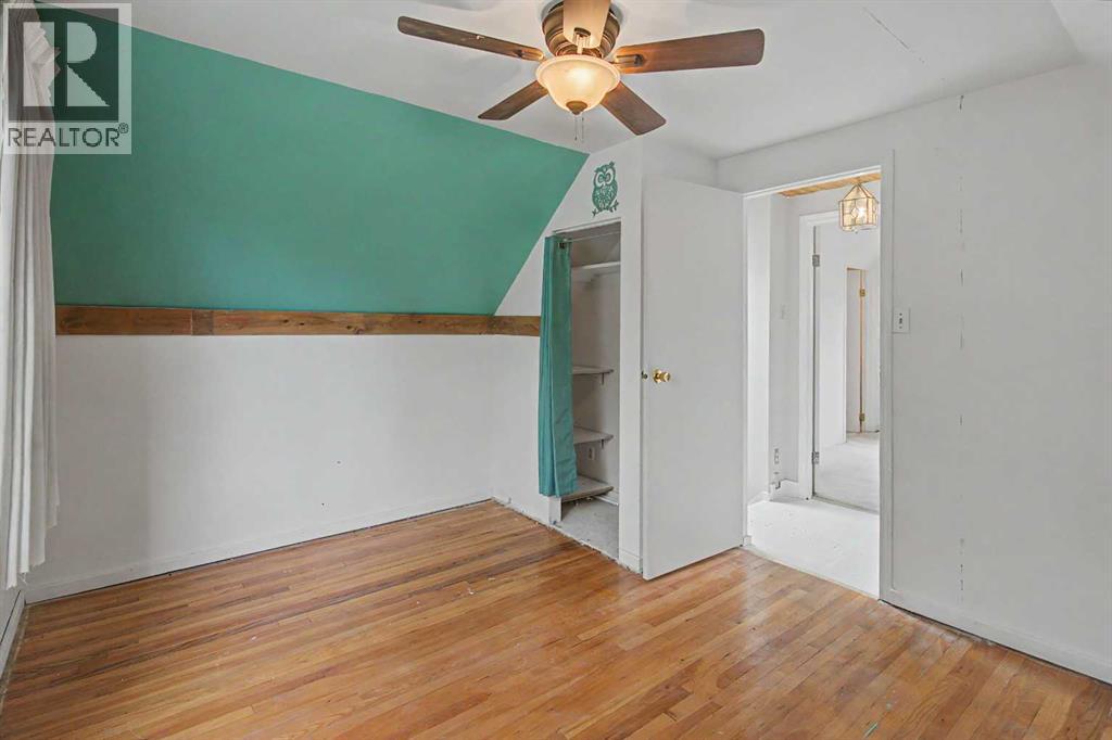2214 24A Street SW - 26
