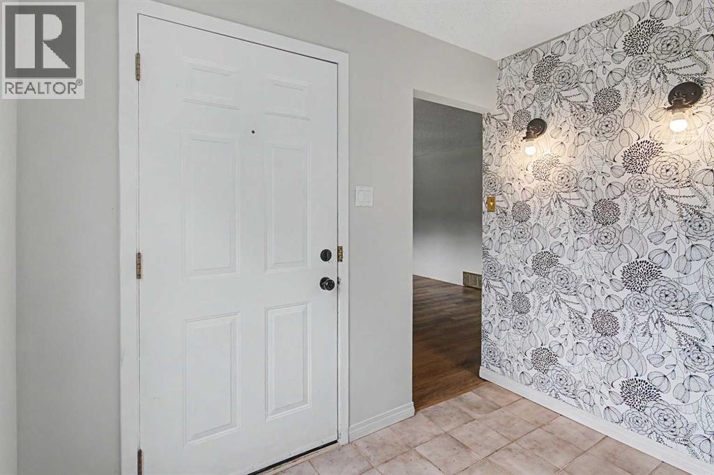 2214 24A Street SW - 3