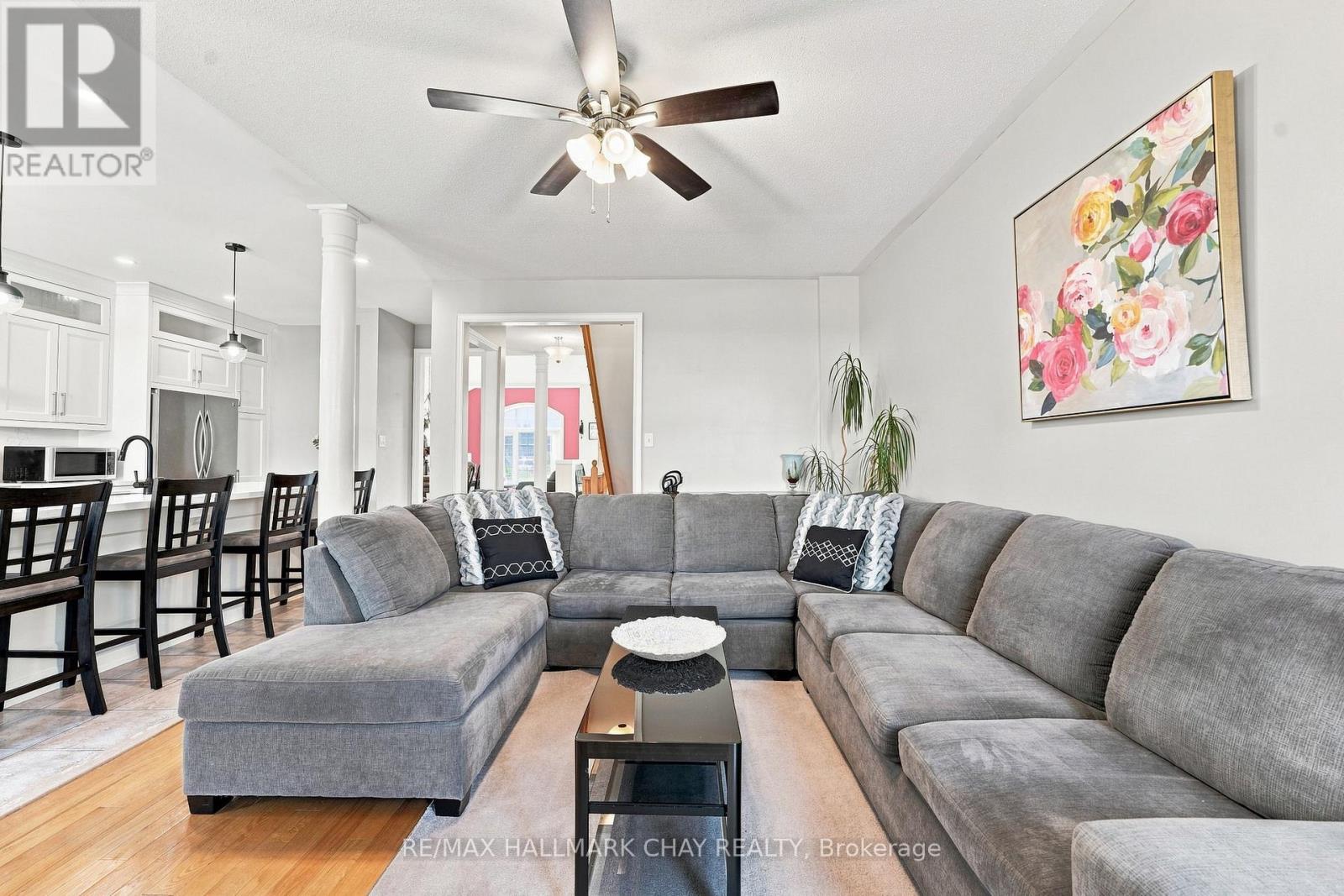 167 THE QUEENSWAY - Image 6