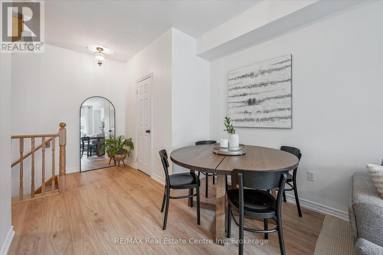 #30 88 DECORSO DRIVE - Image 10