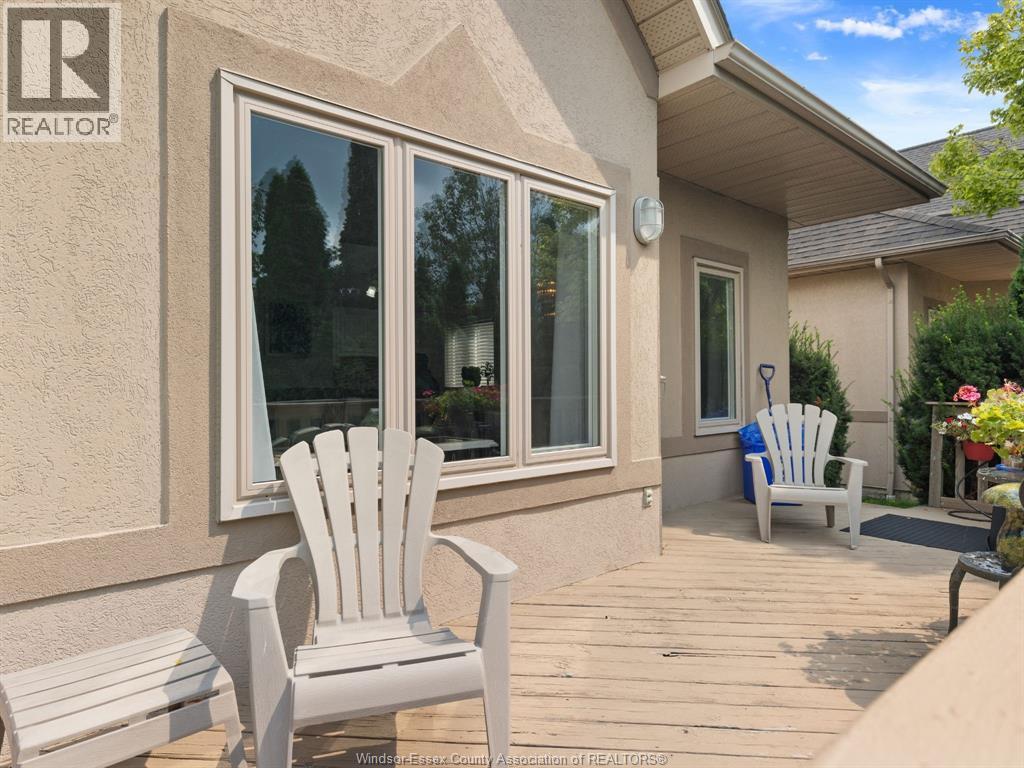 393 TUSCANY CRESCENT - 39