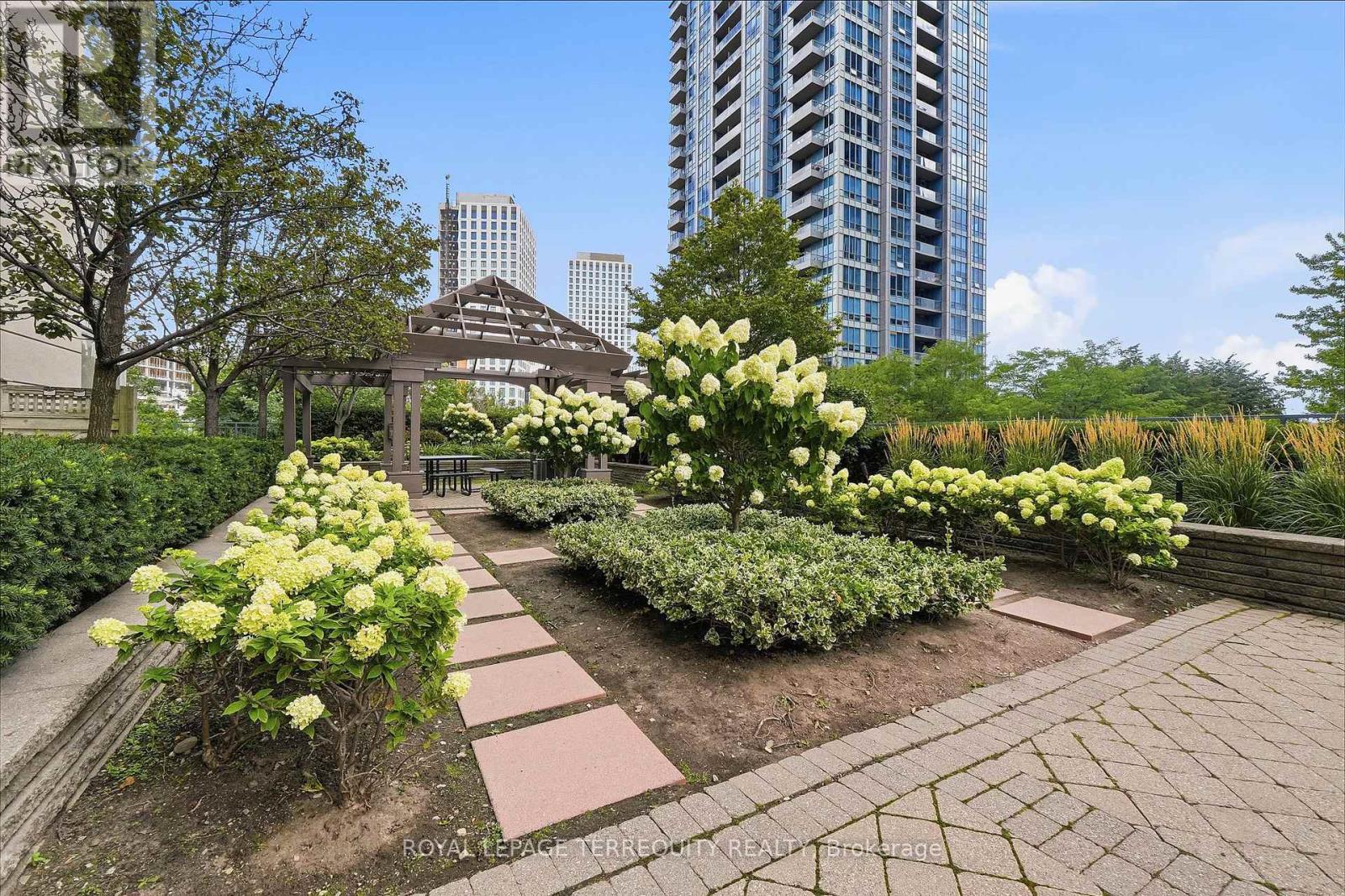 #405 5229 DUNDAS STREET W - Image 31
