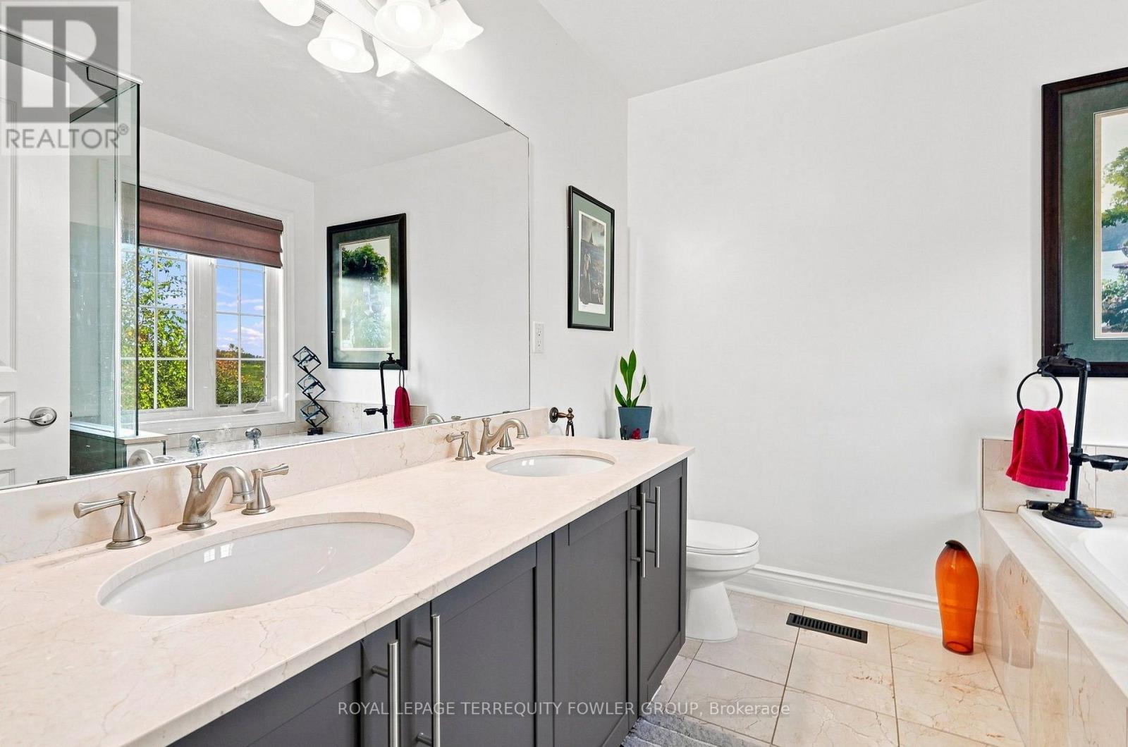 92 ROLLING HILLS LANE - Image 27