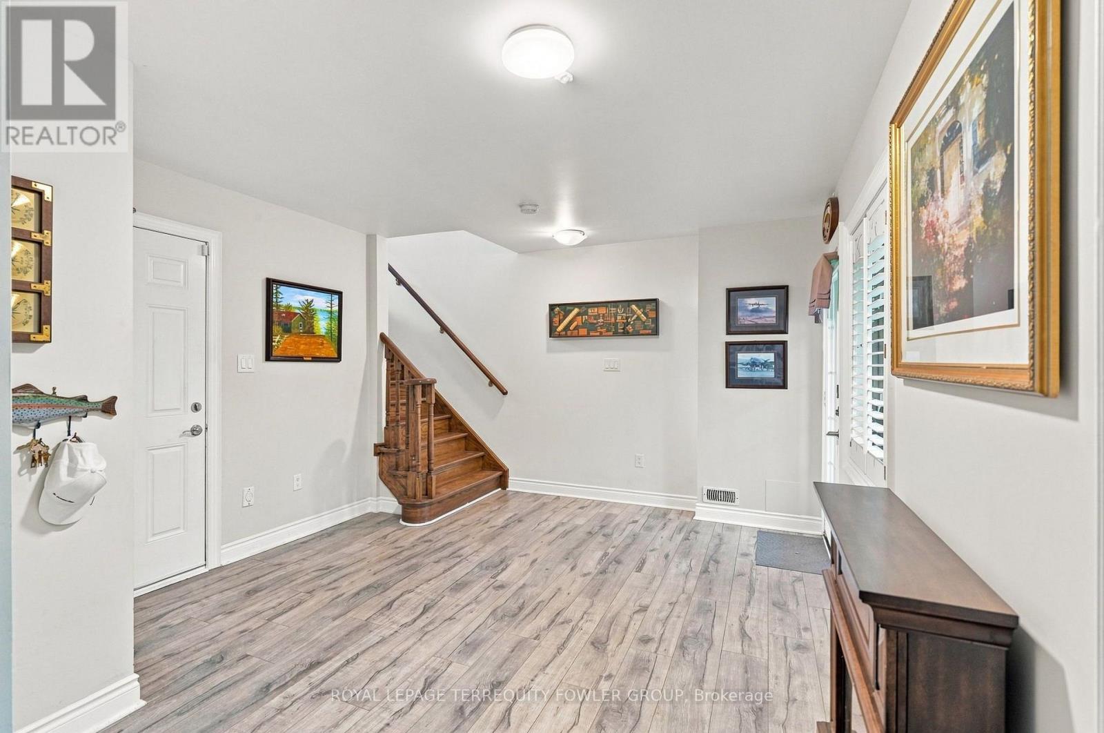 92 ROLLING HILLS LANE - Image 38