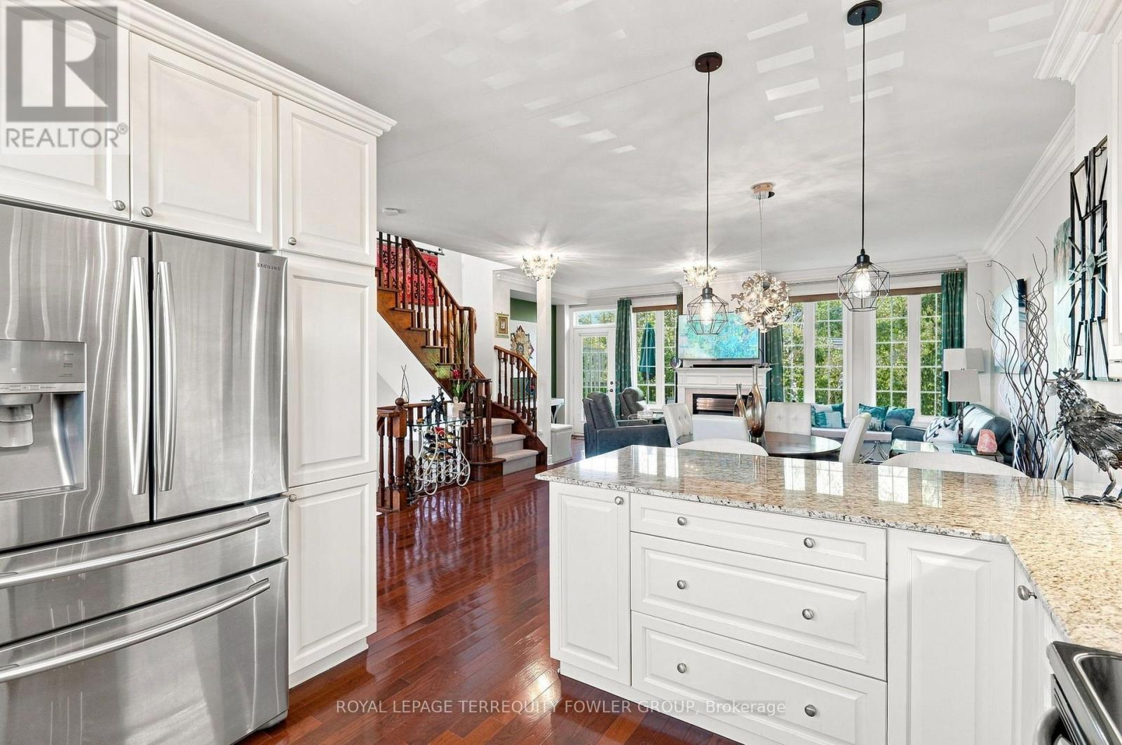 92 ROLLING HILLS LANE - 6