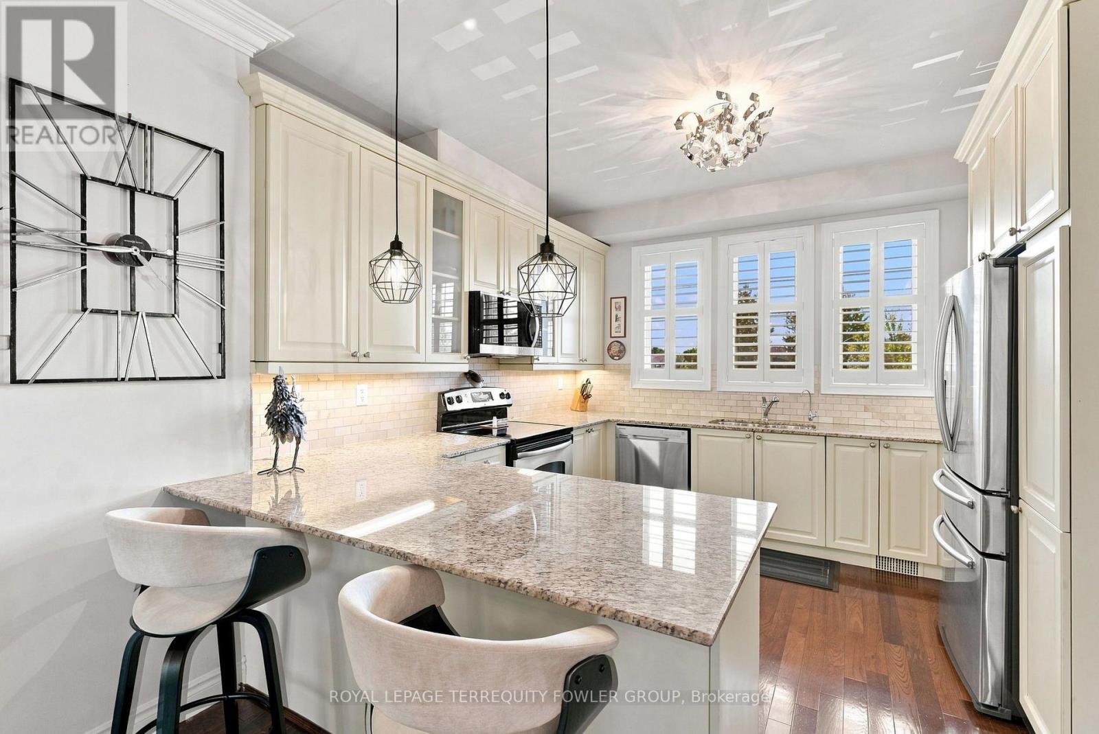 92 ROLLING HILLS LANE - 7