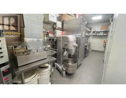 129d Lakeshore Road, Mississauga, ON L5G1E5 Photo 6