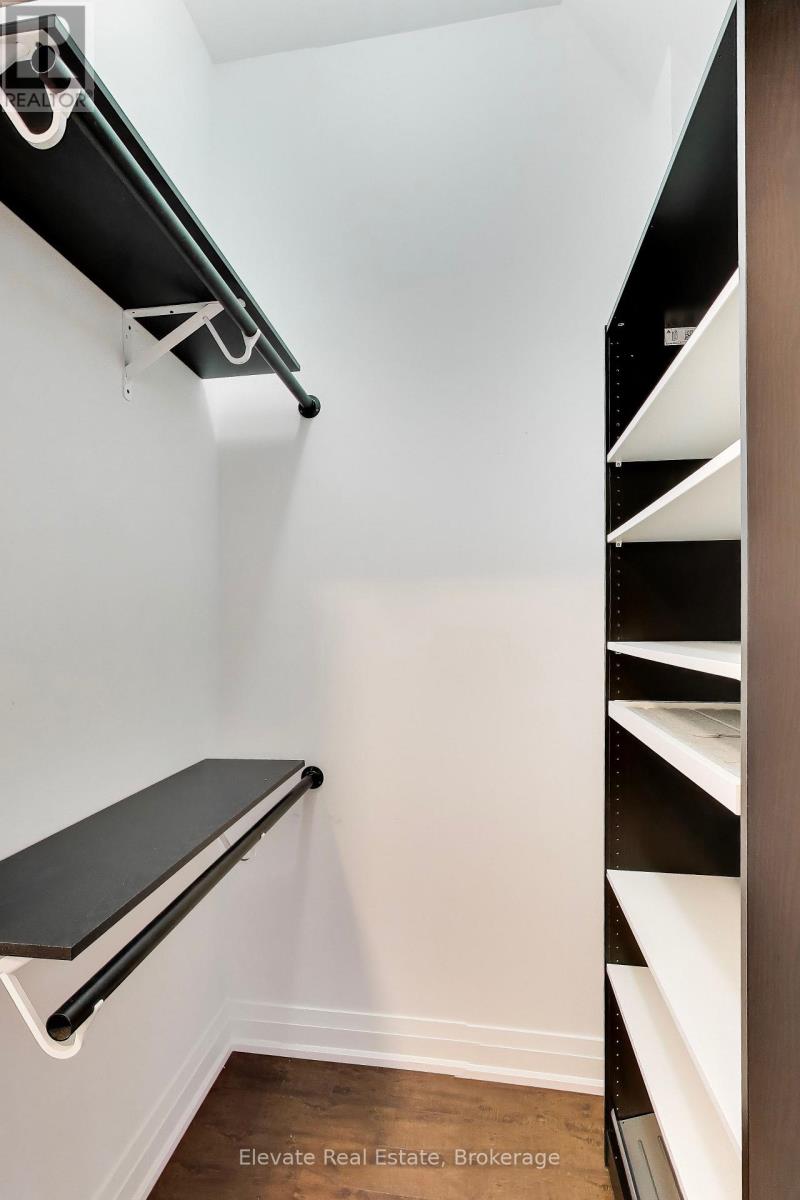 #24 3083 CAWTHRA ROAD - 12