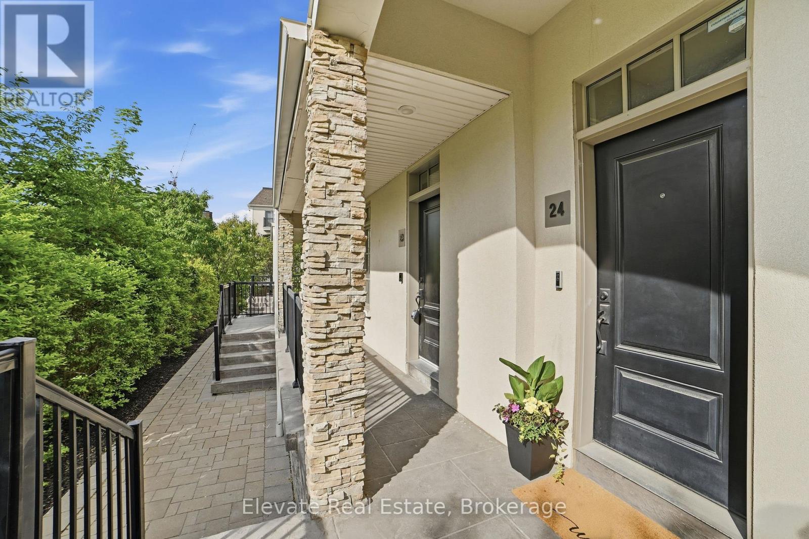 #24 3083 CAWTHRA ROAD - 4