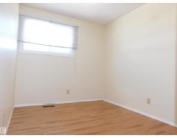 213 Habitat Cr Nw, Edmonton, AB T5A3K8 Photo 12