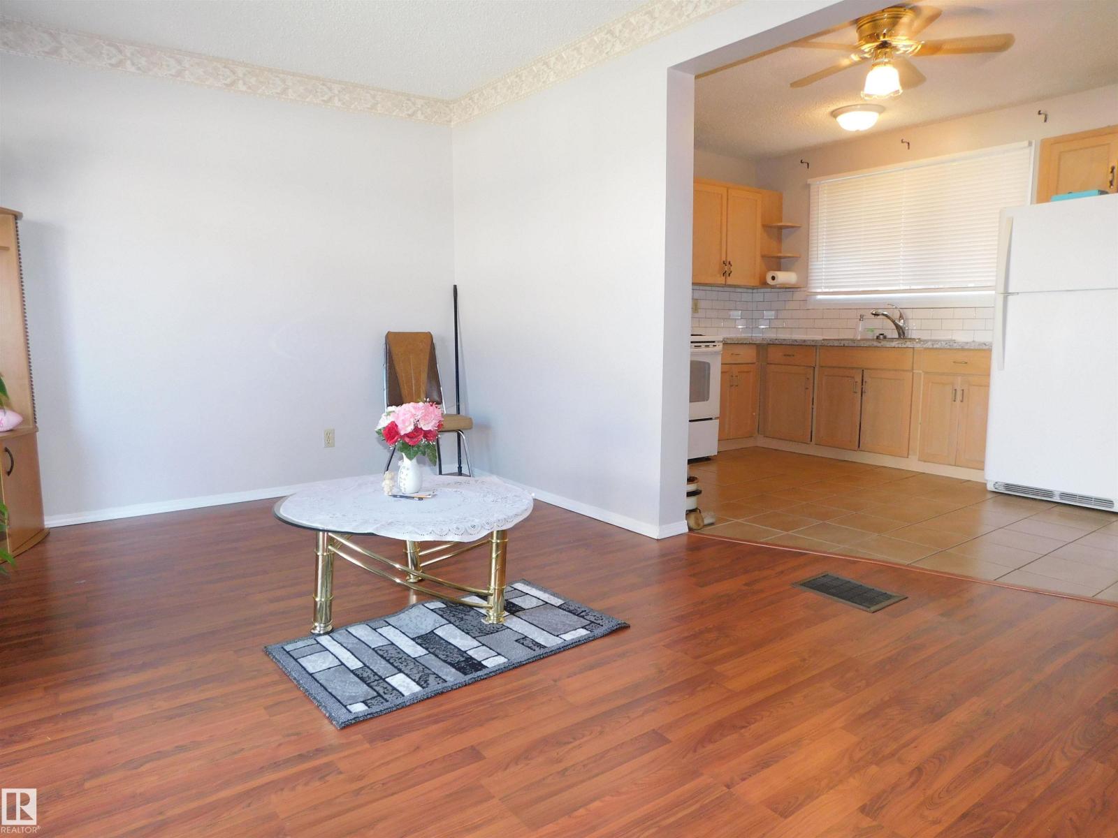 213 HABITAT CR NW - Image 5