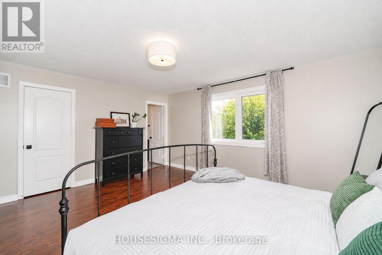 97 BACH AVENUE - 23
