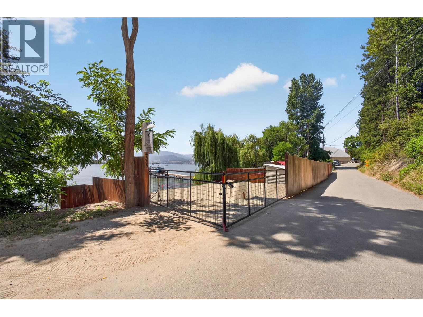 4535 Mill Road, Naramata