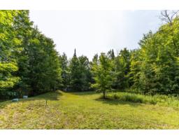 48 Ch. Du Lac-achigan, Val Des Monts, QC J8N1C5 Photo 23