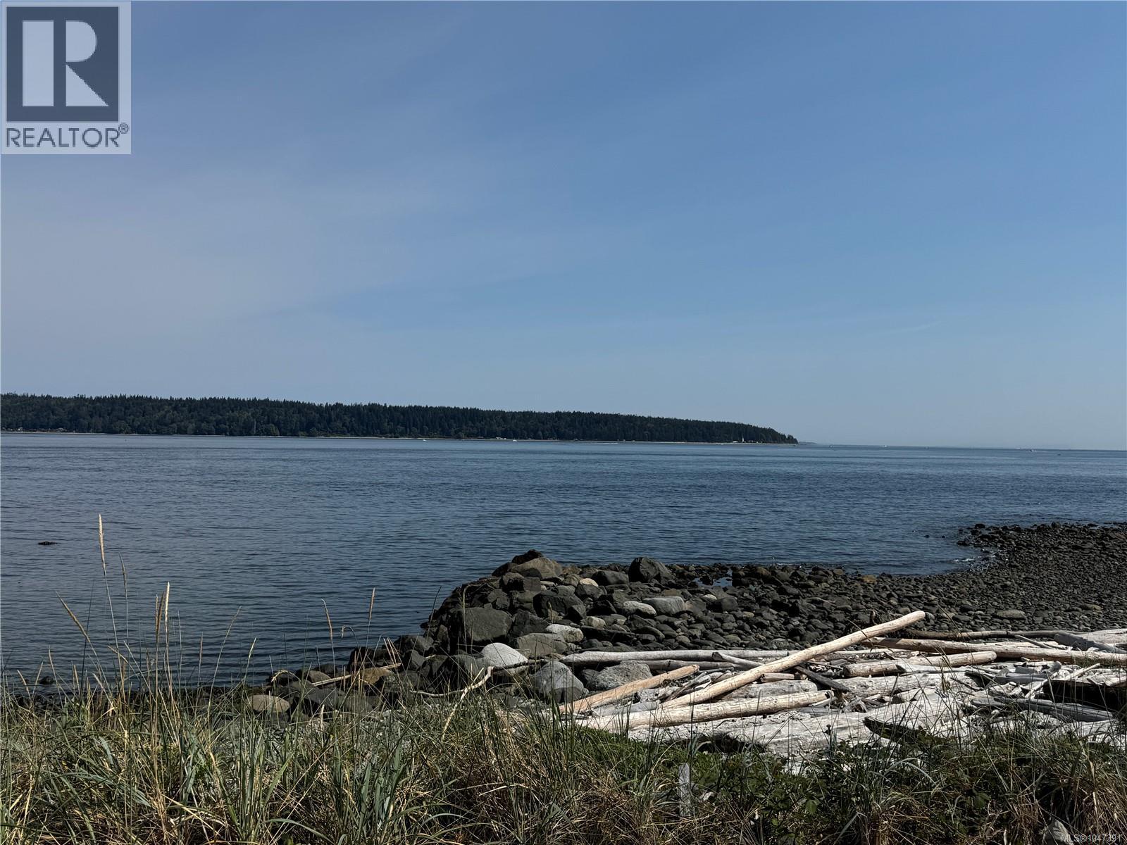 #210 87 Island Hwy S - 13