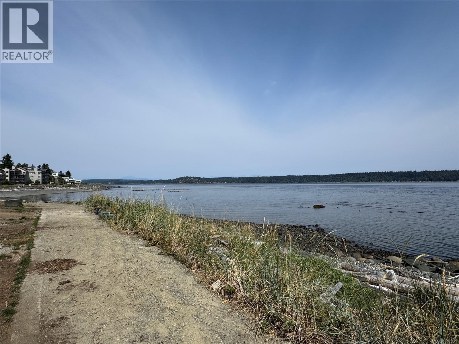 #210 87 Island Hwy S - Image 12