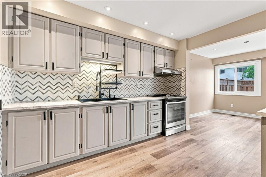82 ST. ANDREWS Drive - 15