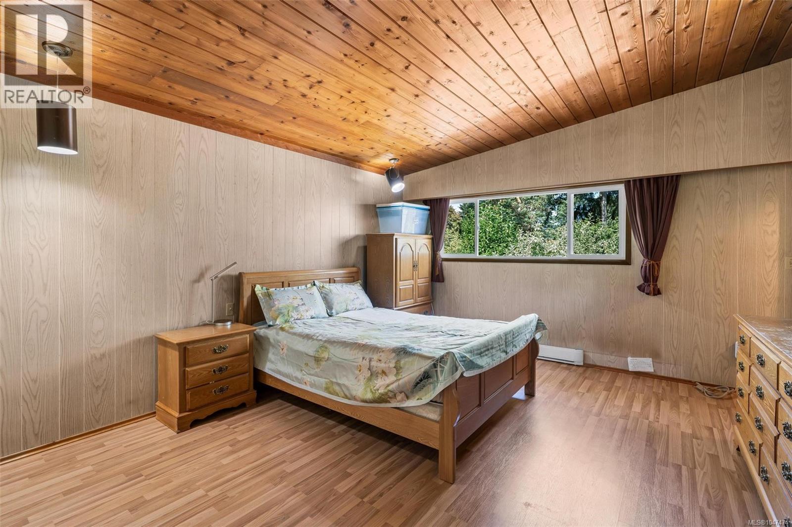 4426 Chartwell Dr - Image 14