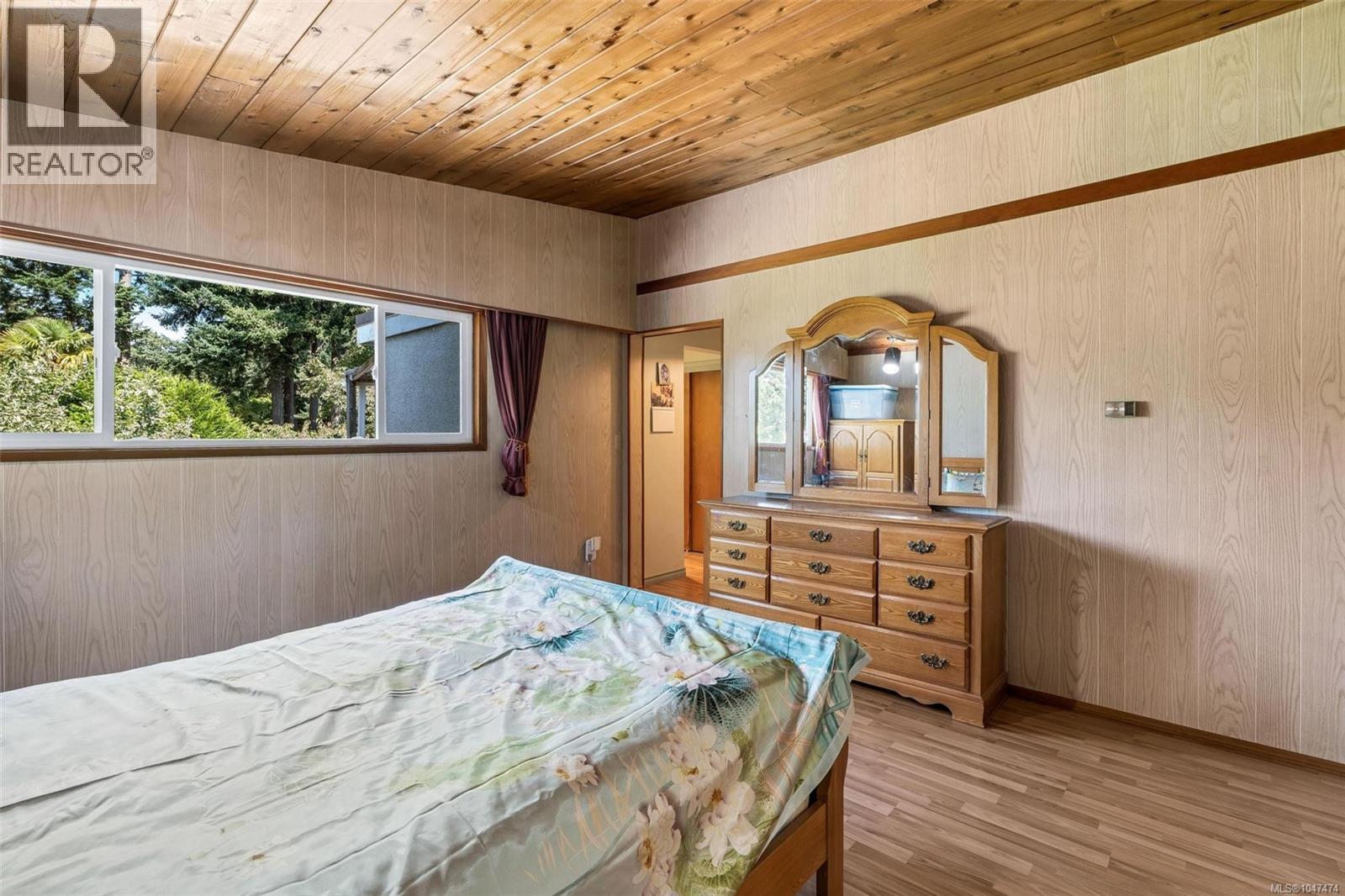 4426 Chartwell Dr - Image 15