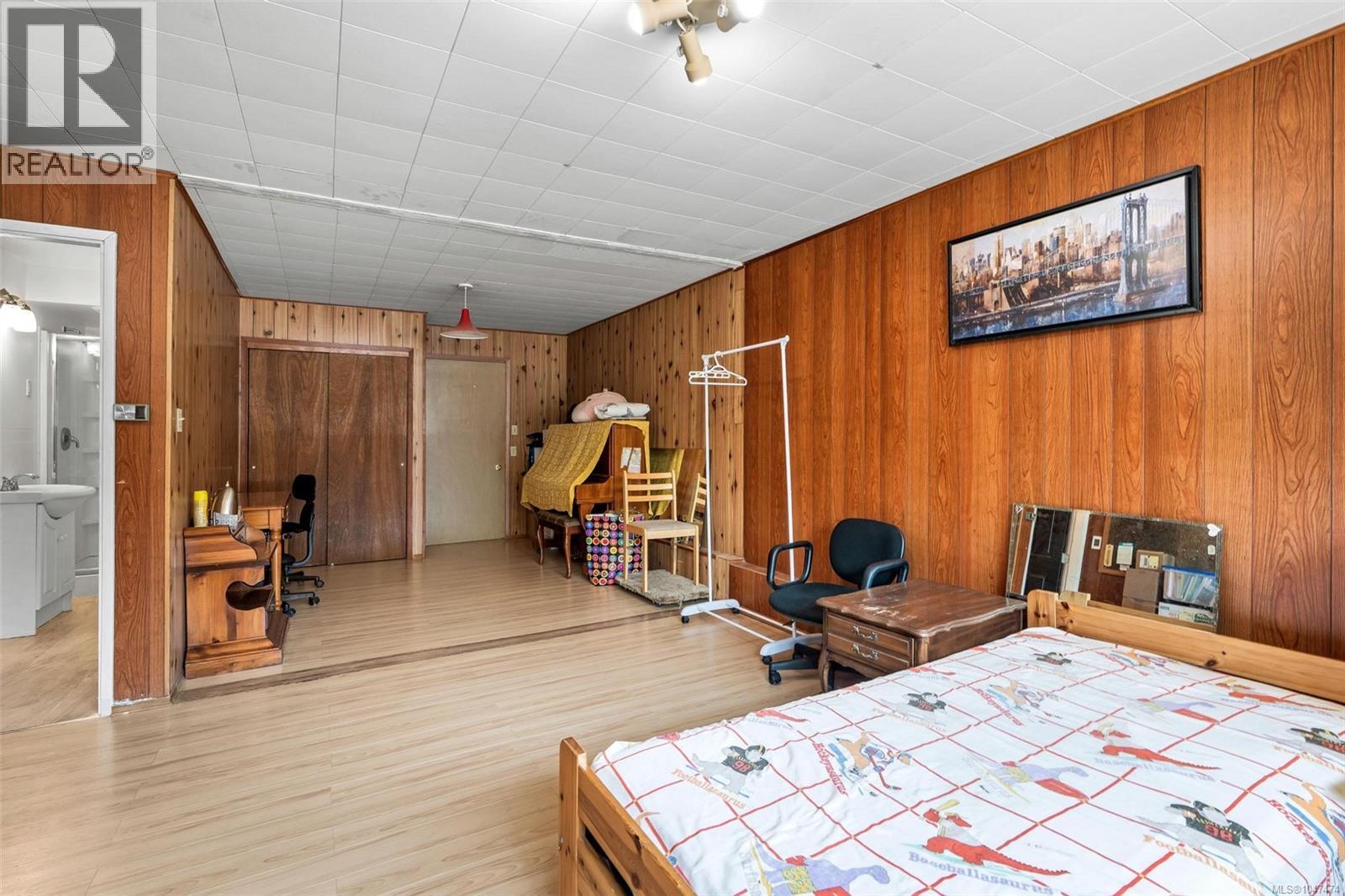 4426 Chartwell Dr - Image 23