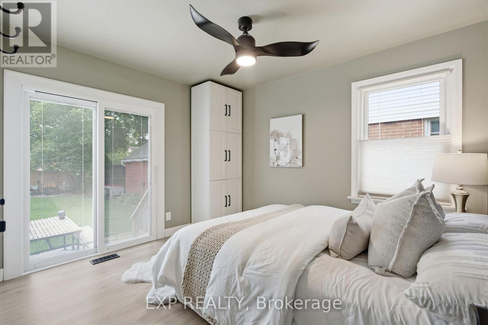 20 HILLVIEW STREET - Image 13