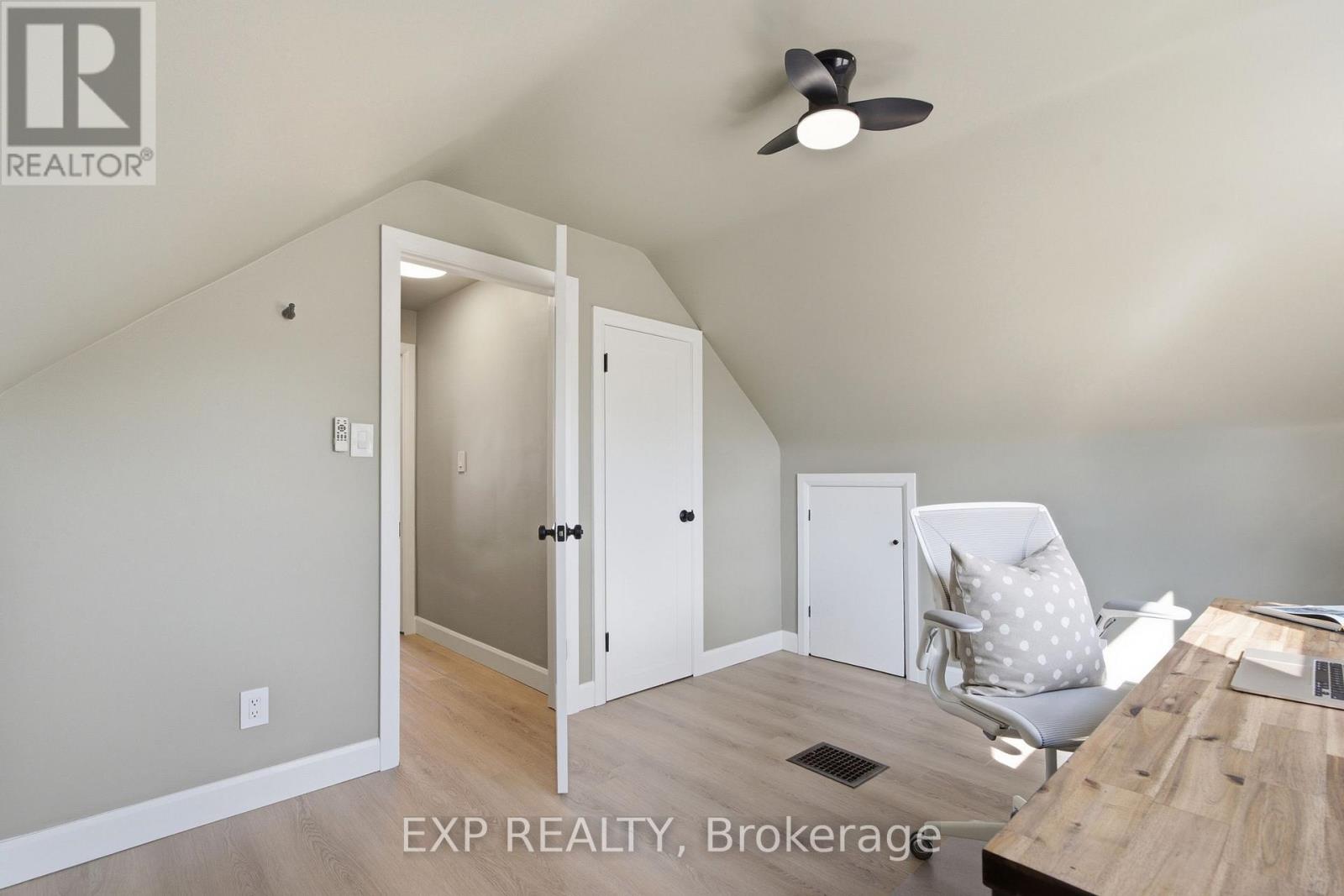 20 HILLVIEW STREET - Image 21