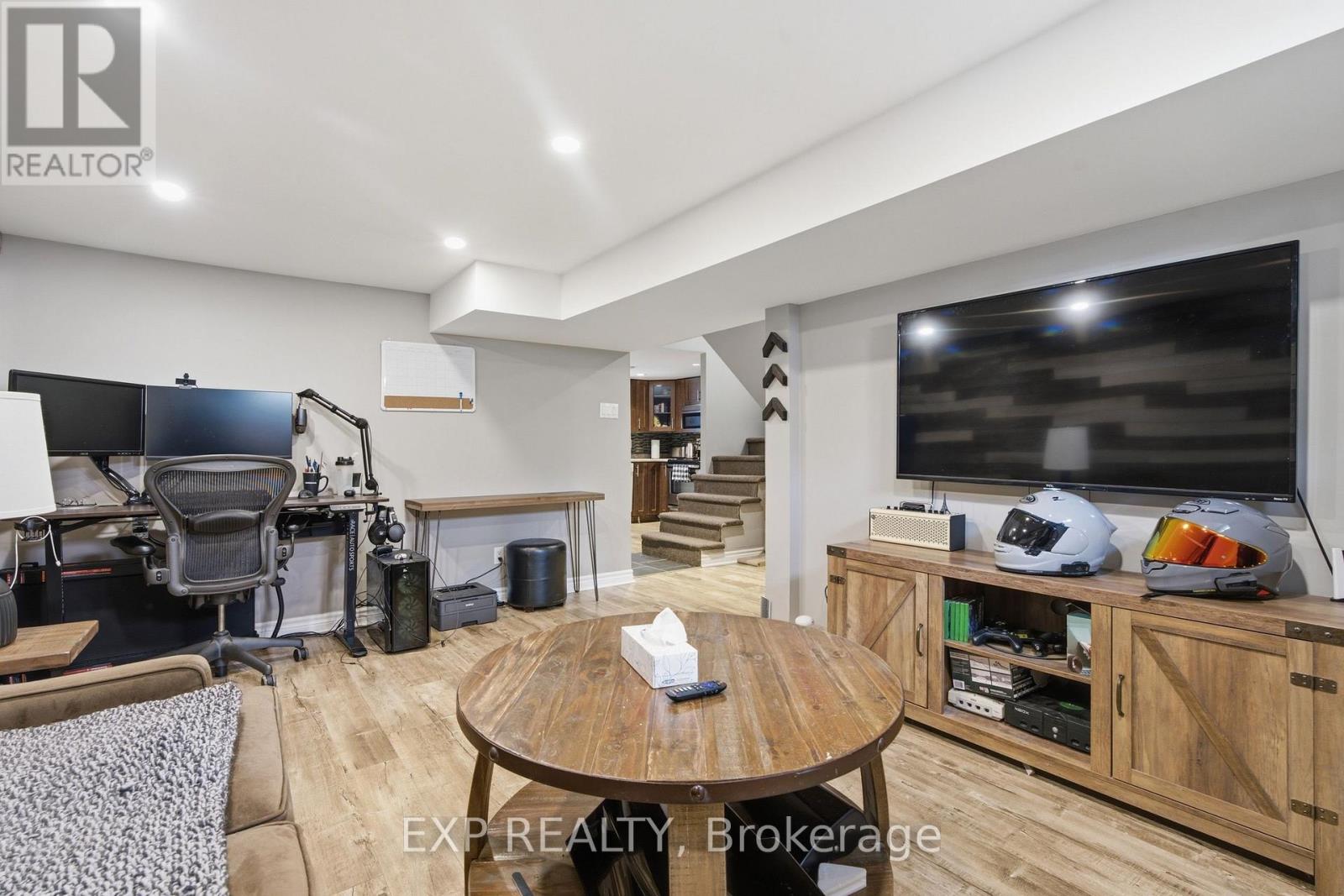 20 HILLVIEW STREET - Image 28