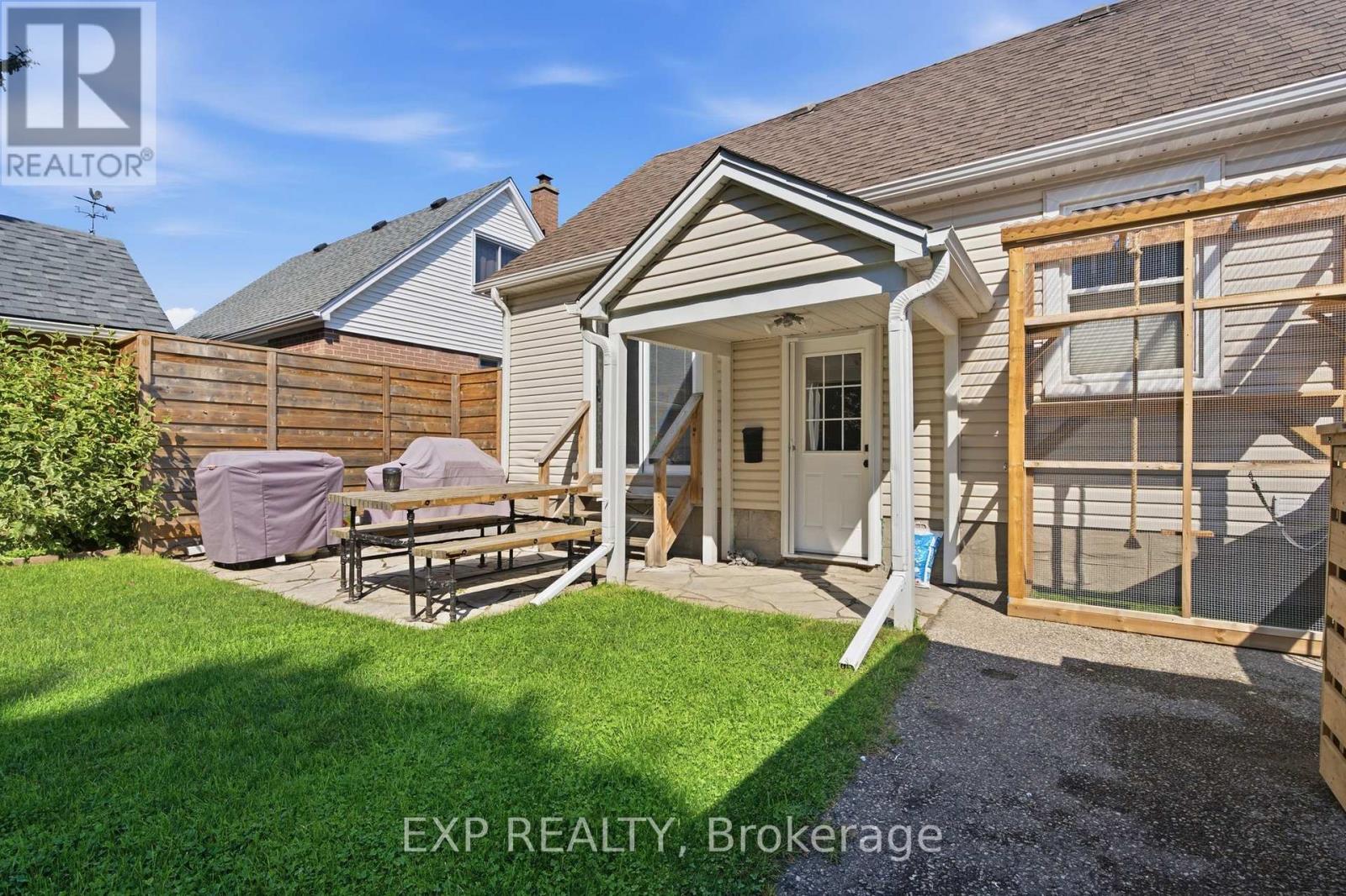20 HILLVIEW STREET - Image 33