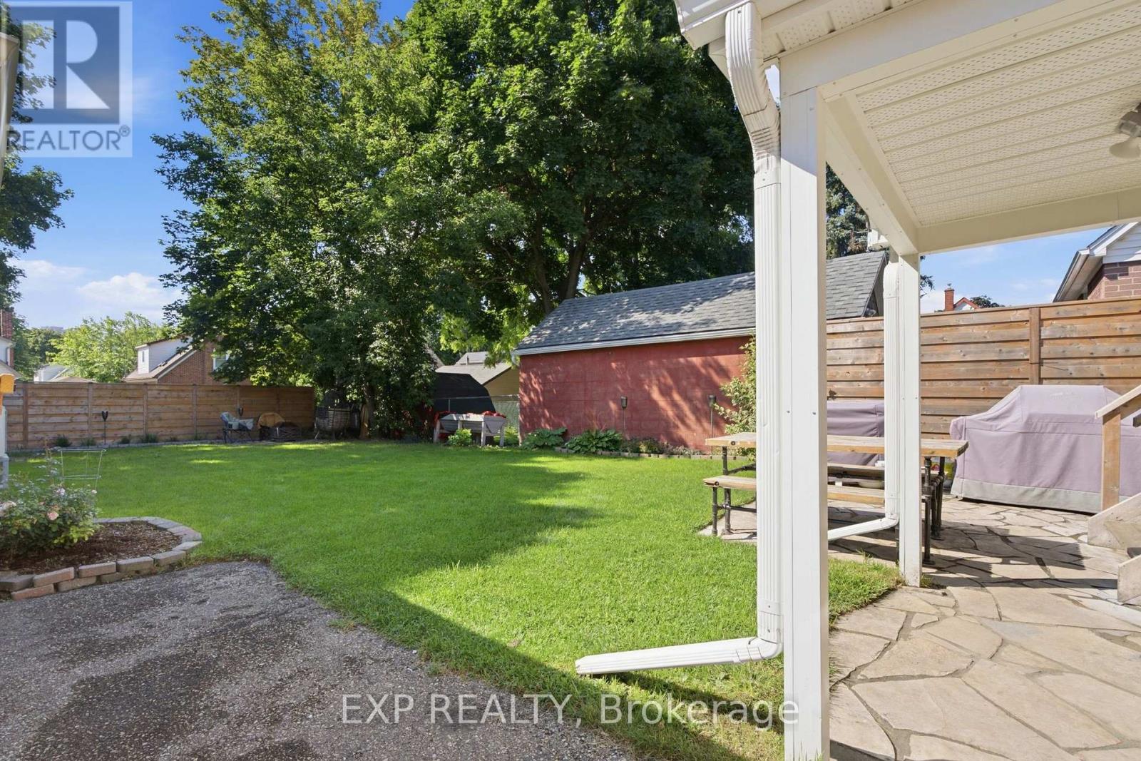 20 HILLVIEW STREET - Image 34