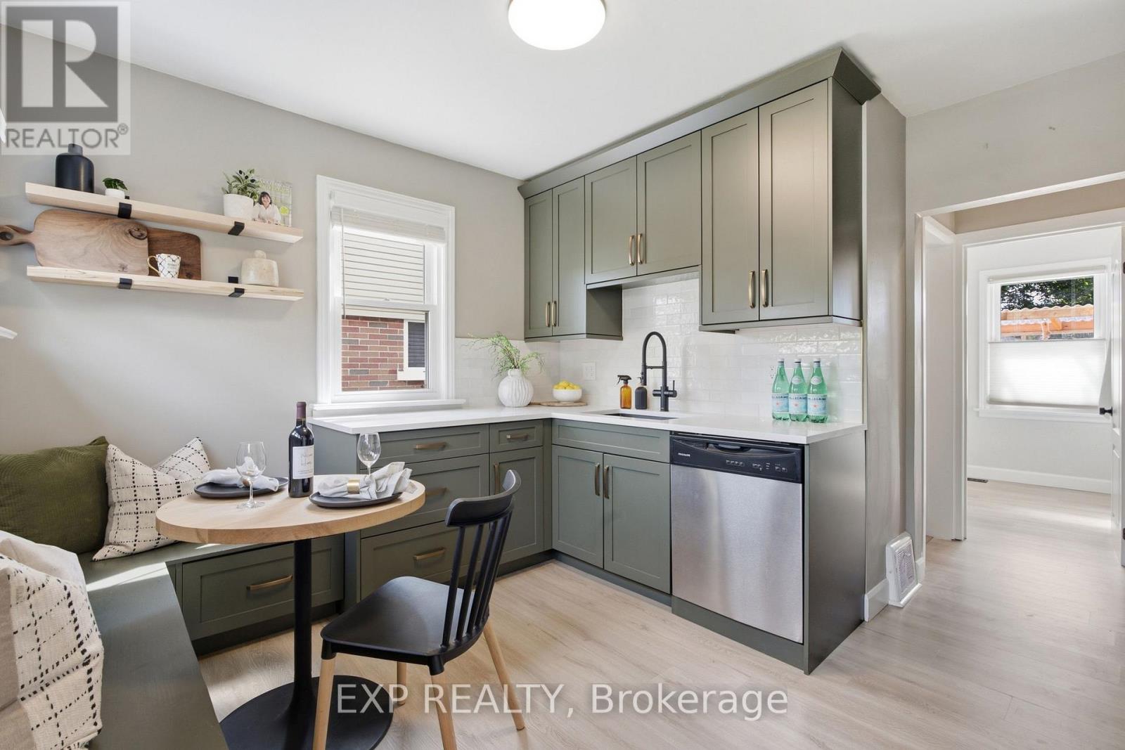 20 HILLVIEW STREET - Image 7